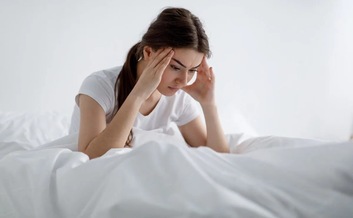 Insomnio y Estrés: Cómo Afectan Tu Descanso y Qué Hacer para Volver a Dormir Bien