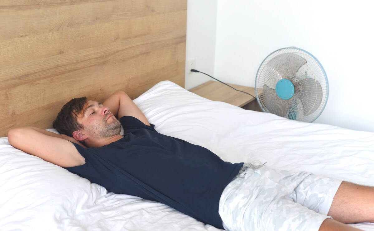 Sudar Mucho Mientras Duermes: Causas, Consecuencias y Cómo Mejorar Tu Descanso